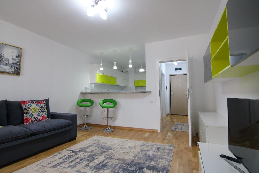 Hotel Platinia Kluż-Napoka Zewnętrze zdjęcie A studio apartment in Warsaw, Poland