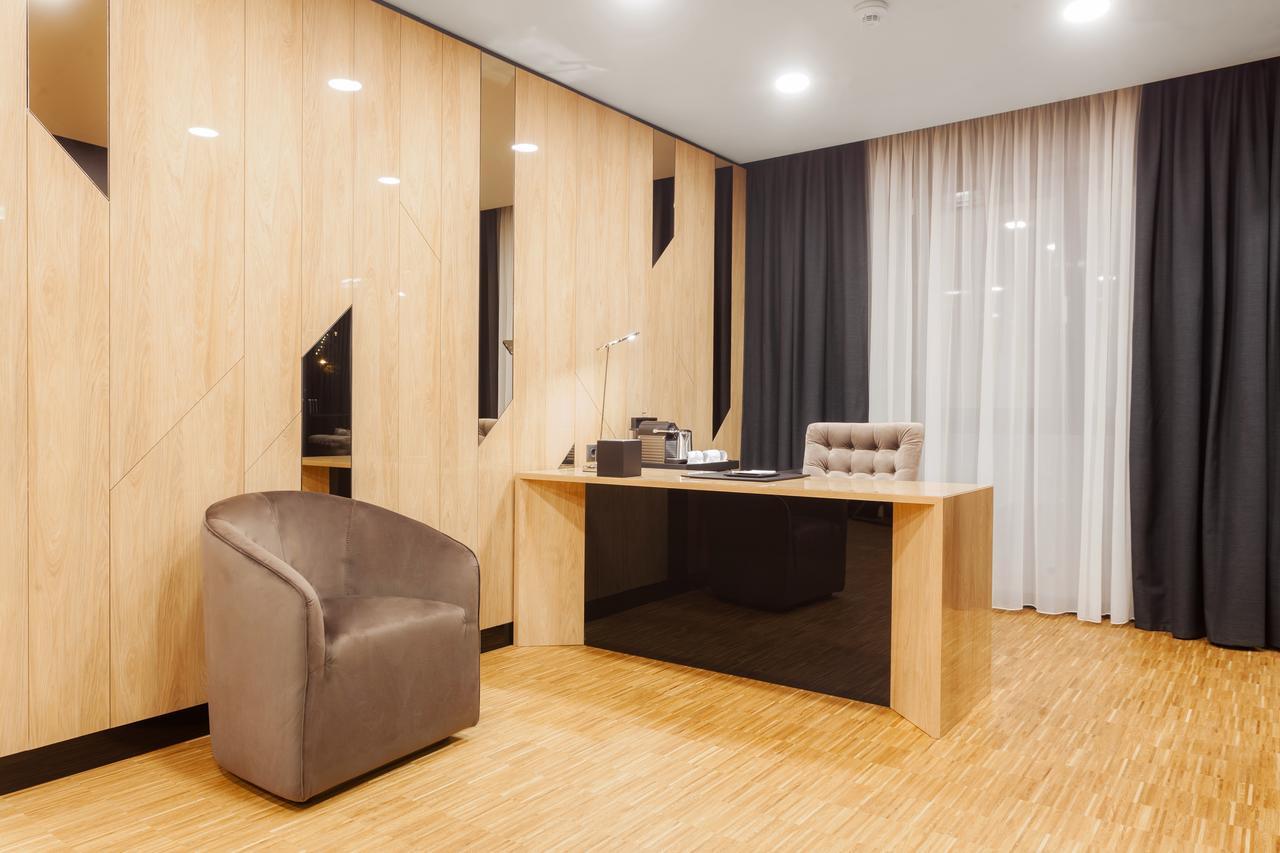 Hotel Platinia Kluż-Napoka Zewnętrze zdjęcie Office of the Mayor of the City of Belgrade